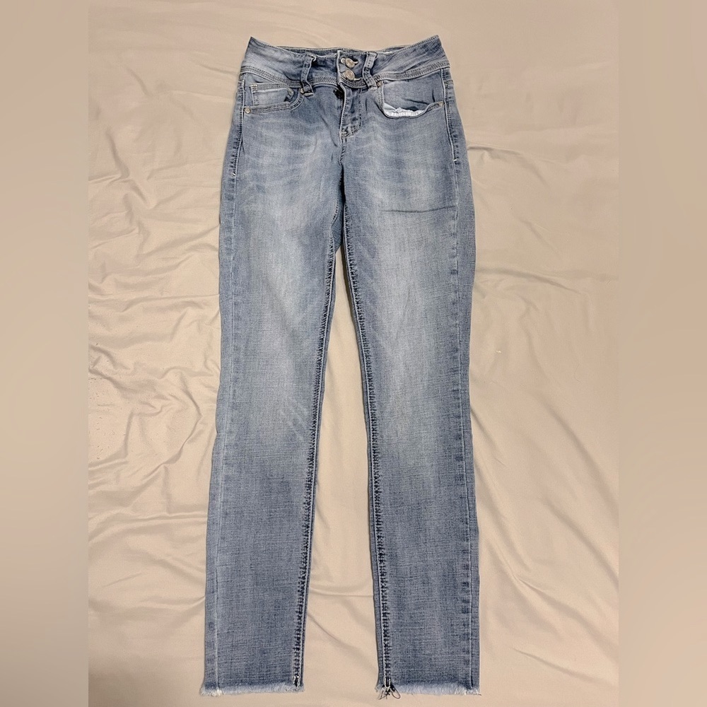 Indigo Rein ankle jeans